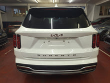 Load image into Gallery viewer, Kia Sorento 2.2 Diesel Automatique 08 / 2022