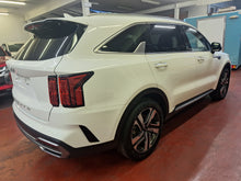 Load image into Gallery viewer, Kia Sorento 2.2 Diesel Automatique 08 / 2022