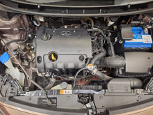 Load image into Gallery viewer, Hyundai I30 1.4 Essence Manuelle 11 / 2014