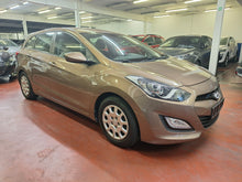 Load image into Gallery viewer, Hyundai I30 1.4 Essence Manuelle 11 / 2014
