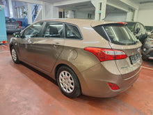 Load image into Gallery viewer, Hyundai I30 1.4 Essence Manuelle 11 / 2014