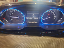 Charger l'image dans la galerie, Peugeot 2008 1.2 Essence Manuelle 01 / 2017