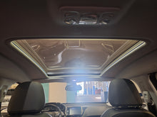 Charger l'image dans la galerie, Peugeot 2008 1.2 Essence Manuelle 01 / 2017
