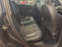 Charger l'image dans la galerie, Peugeot 2008 1.2 Essence Manuelle 01 / 2017