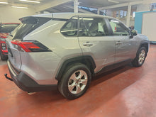 Afbeelding in Gallery-weergave laden, Toyota Rav4 2.0 Essence Manuelle 02 / 2020
