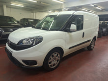 Charger l'image dans la galerie, Fiat Doblo 1.6 Diesel Manuelle 06 / 2021
