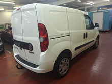 Charger l'image dans la galerie, Fiat Doblo 1.6 Diesel Manuelle 06 / 2021