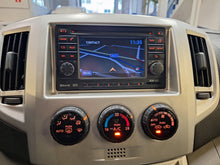 Charger l'image dans la galerie, Nissan NV 200 1.5 Diesel 7 Places Manuelle 12 / 2015