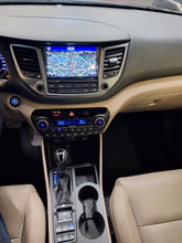 Afbeelding in Gallery-weergave laden, Hyundai Tucson 1.6 Essence Automatique 06 / 2016