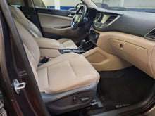 Afbeelding in Gallery-weergave laden, Hyundai Tucson 1.6 Essence Automatique 06 / 2016