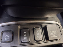 Load image into Gallery viewer, Honda CR-V 1.6 Diesel Manuelle 12 / 2017