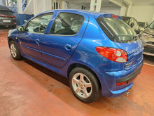 Load image into Gallery viewer, Peugeot 206+ 1.1 Essence Manuelle 06 / 2012