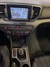 Load image into Gallery viewer, Kia Sportage 1.6 Essence Manuelle 05 / 2017
