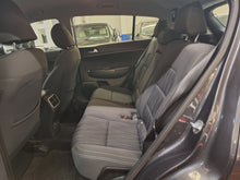 Load image into Gallery viewer, Kia Sportage 1.6 Essence Manuelle 05 / 2017