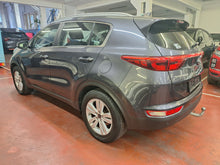 Load image into Gallery viewer, Kia Sportage 1.6 Essence Manuelle 05 / 2017