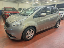 Charger l'image dans la galerie, Kia Venga 1.4 Diesel Manuelle 05 / 2016