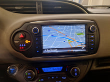 Charger l'image dans la galerie, Toyota Yaris 1.5 Hybride Automatique 01 / 2016