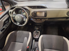 Charger l'image dans la galerie, Toyota Yaris 1.5 Hybride Automatique 01 / 2016