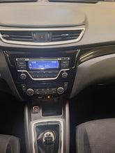Charger l'image dans la galerie, Nissan Qashqai 1.2 Essence Manuelle 01 / 2016