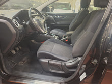 Charger l'image dans la galerie, Nissan Qashqai 1.2 Essence Manuelle 01 / 2016