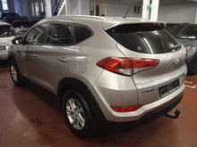 Charger l&#39;image dans la galerie, Hyundai Tucson 1.7 Diesel Manuelle 06 / 2016