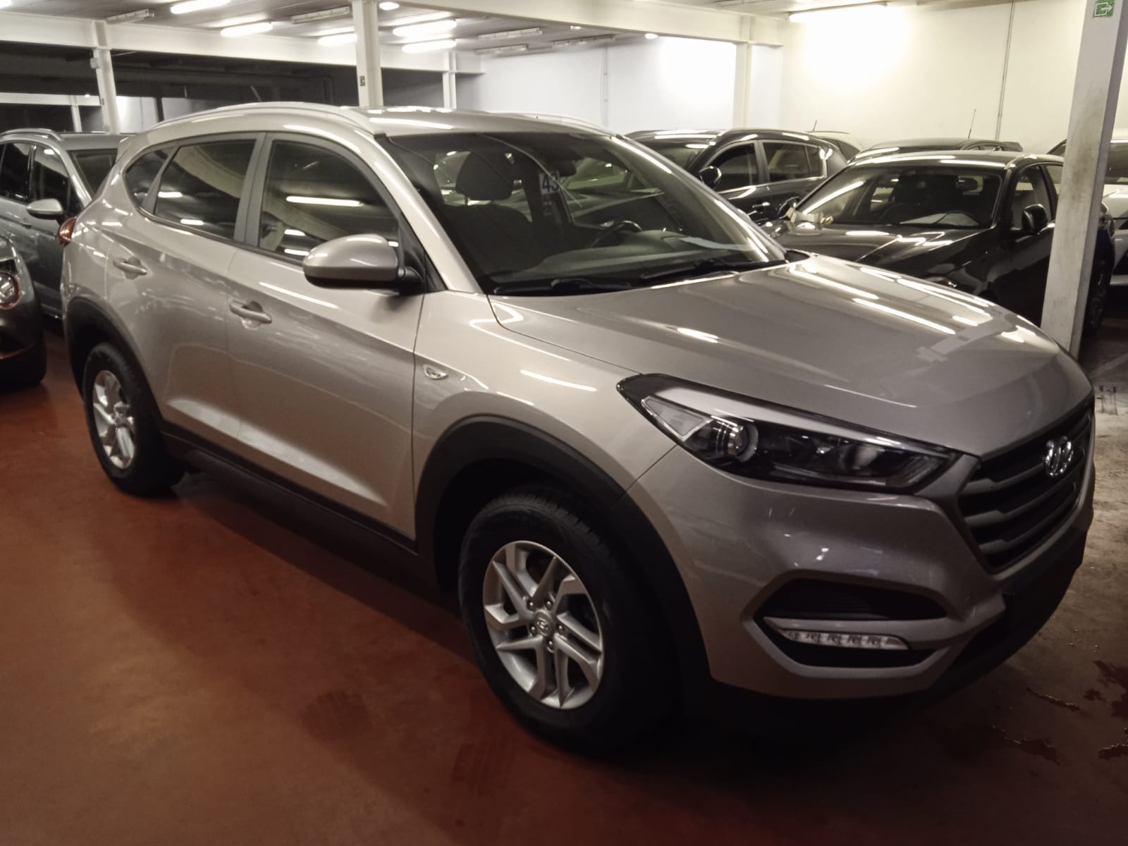 Hyundai Tucson 1.7 Diesel Manuelle 06 / 2016