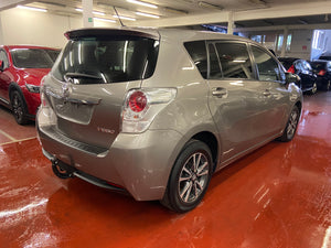 Toyota Verso 1.8 Essence Automatique 06 / 2015