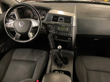 Charger l'image dans la galerie, SsangYong Actyon 2.0 Diesel 4x4 Manuelle 09 / 2016