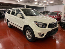 Charger l'image dans la galerie, SsangYong Actyon 2.0 Diesel 4x4 Manuelle 09 / 2016