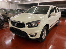Charger l'image dans la galerie, SsangYong Actyon 2.0 Diesel 4x4 Manuelle 09 / 2016