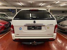 Charger l'image dans la galerie, SsangYong Actyon 2.0 Diesel 4x4 Manuelle 09 / 2016