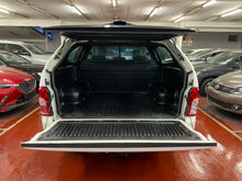 Charger l'image dans la galerie, SsangYong Actyon 2.0 Diesel 4x4 Manuelle 09 / 2016