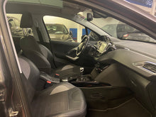 Afbeelding in Gallery-weergave laden, Toyota Verso 2.0 Diesel Manuelle 02 / 2012