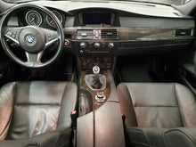 Afbeelding in Gallery-weergave laden, BMW 520d Break 2.0 Diesel Manuelle 05 / 2010