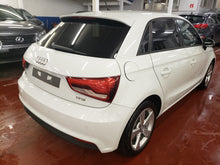 Load image into Gallery viewer, Audi A1 1.4 Essence Manuelle 09 / 2015