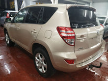 Load image into Gallery viewer, Toyota Rav 4 2.2 D4D Manuelle 09 / 2010