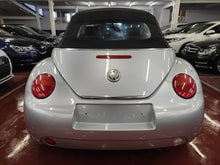 Afbeelding in Gallery-weergave laden, Volkswagen New Beetle Cabriolet 2.0 Essence Manuelle 08 / 2003