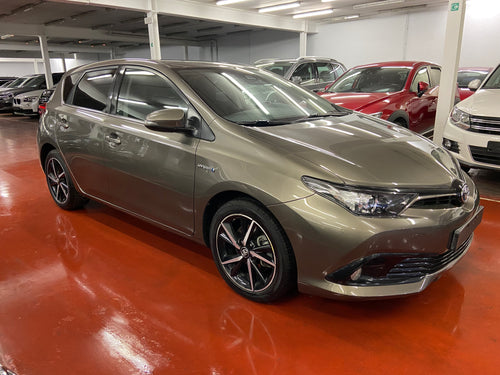 Toyota Auris 1.8 Hybride / Essence Automatique 02 / 2019