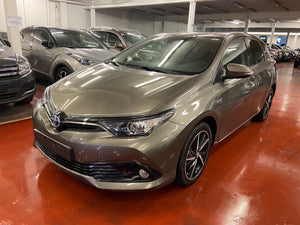 Toyota Auris 1.8 Hybride / Essence Automatique 02 / 2019