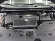 Charger l&#39;image dans la galerie, Toyota Avensis break 2.0 D4D manuelle 06 / 2010